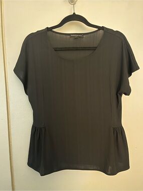 Banana Republic Black Short-Sleeve Peplum-Style Blouse